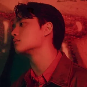 D.O.: Expectation (B Version) - incl. 72pg Booklet, Postcard, Folded Poster   Photocard