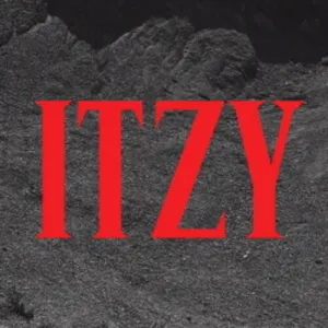 Itzy: No Shy (Random Cover) (Incl. 72pg Photobook, 2pc Photocard   Accordion Book)