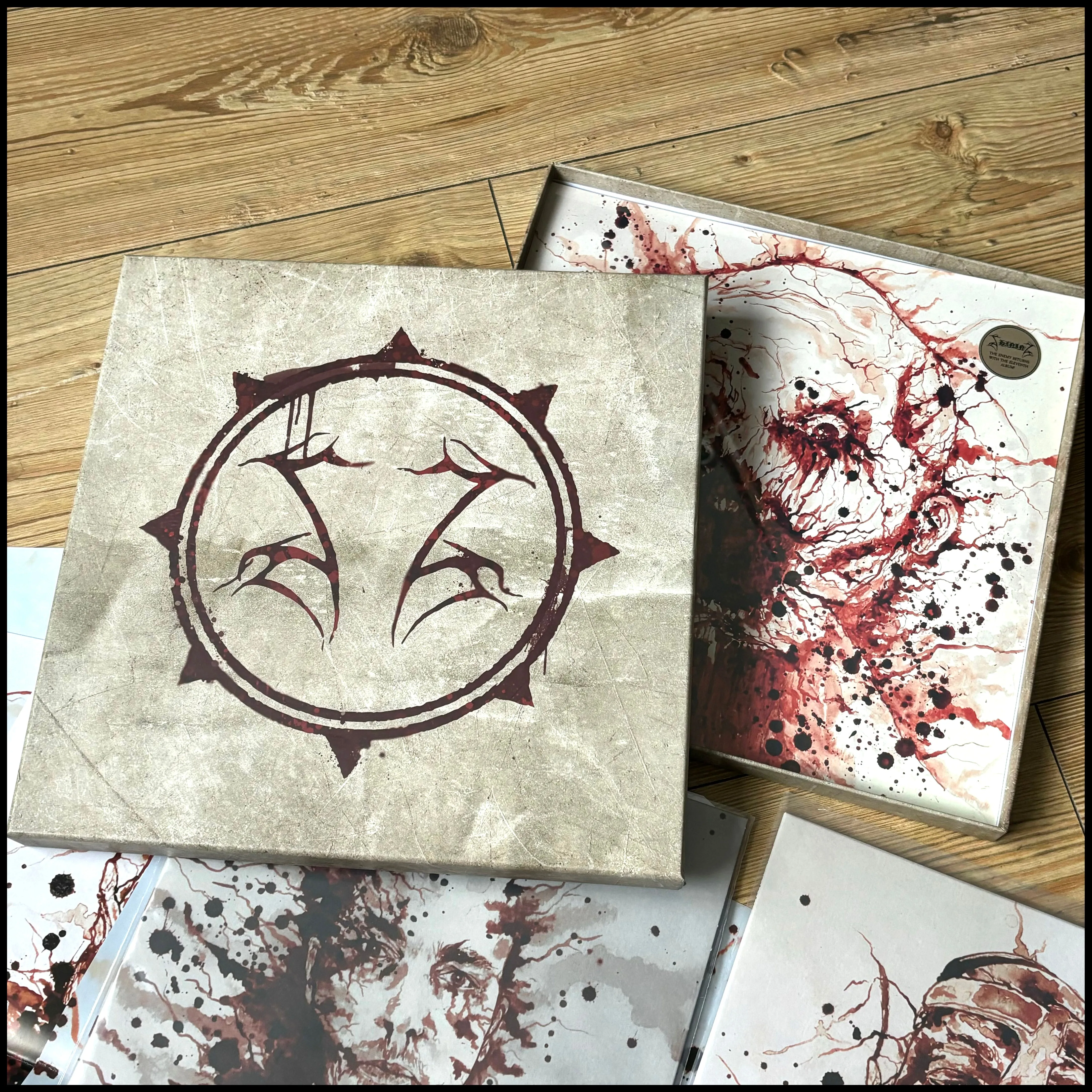 SHINING: Long Live the Enemy LP limited boxset (4 exclusive coloured vinyl, 3 signed photos, CD   posters, stickers, numbered in blood)